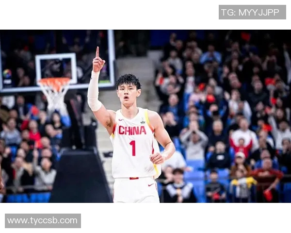篮网队抵达澳门备战中国赛名宿卡特亲临助阵激励球员