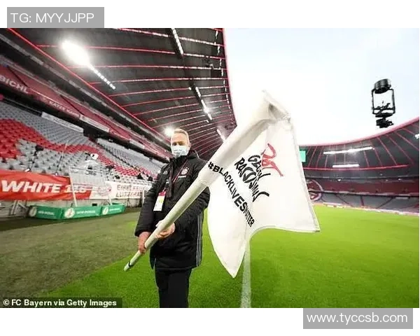 公交司机穿利物浦球衣遭切尔西球迷围攻后被解雇引发热议