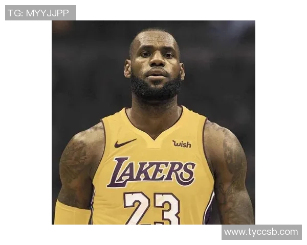 詹姆斯回顾年轻理想与现实差距现阶段无法接受家庭主妇角色