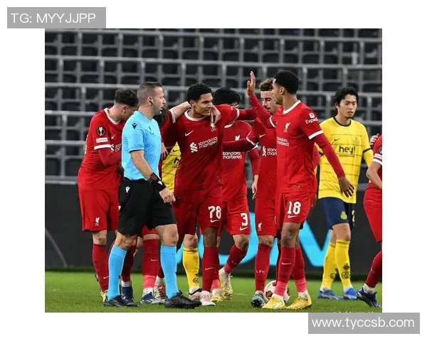 凯恩与宽萨室内训练状态不明出战威尔士前景堪忧