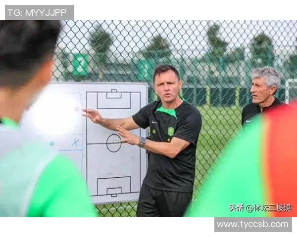 拉米罗首次公开带队训练分组对抗战术布局引关注