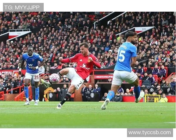 布莱克浦官方宣布解雇曼联名宿史蒂夫布鲁斯球队战绩不佳引发危机