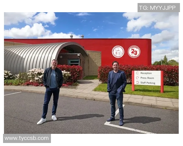 巴萨球探现场考察格林伍德四球狂欢引发关注 巴萨球探现场考察格林伍德四球狂欢引发关注