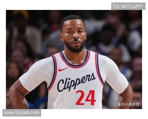 斯波称赞球队进攻流畅鲍威尔展现爆发力成为关键天才 斯波称赞球队进攻流畅鲍威尔展现爆发力成为关键天才