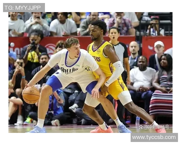 浓眉评价弗拉格首场比赛表现称紧张情绪正常相信他会克服困难