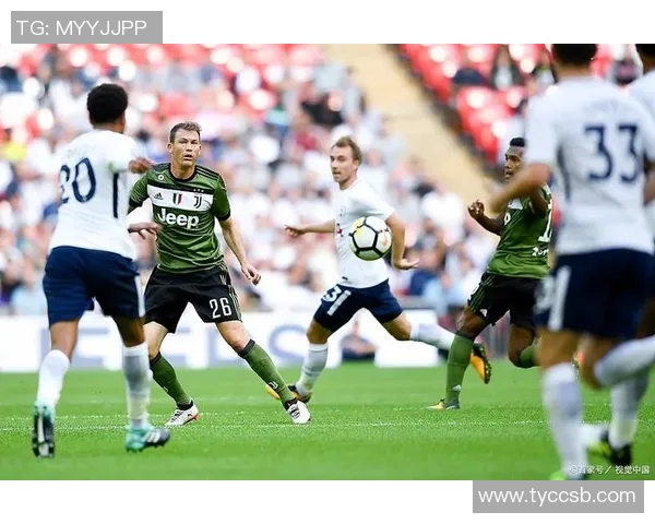 维拉与费耶诺德球迷赛前冲突鹿特丹警方逮捕五名当地人 维拉与费耶诺德球迷赛前冲突鹿特丹警方逮捕五名当地人