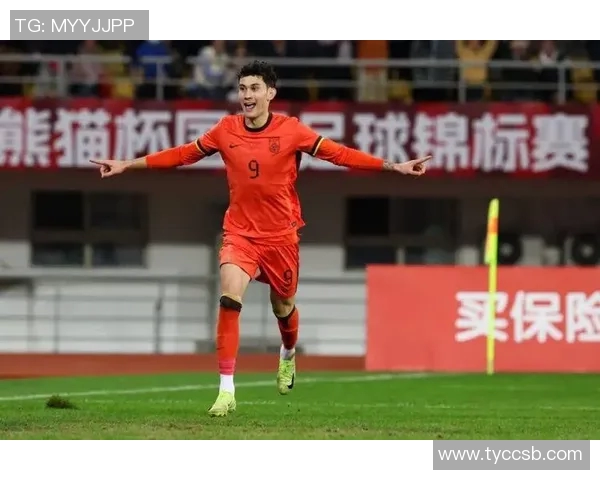 拜合拉木错失良机球停得太靠后导致单刀机会流失