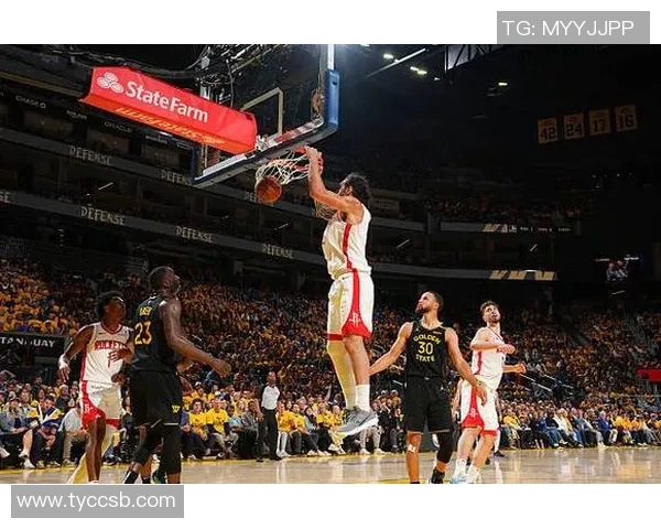 亚当斯解析双塔阵容策略强调防守节奏与进攻对位优势的重要性 亚当斯解析双塔阵容策略强调防守节奏与进攻对位优势的重要性