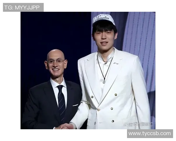 杨瀚森上半场未能登场开拓者暂时领先对手3分继续期待他的表现