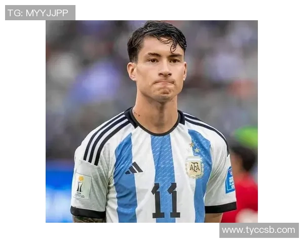 拜仁右后卫博伊再次成为尤文引援目标引发关注