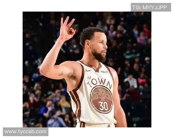 库里半场表现平平仅得11分7投2中状态堪忧引发球迷关注