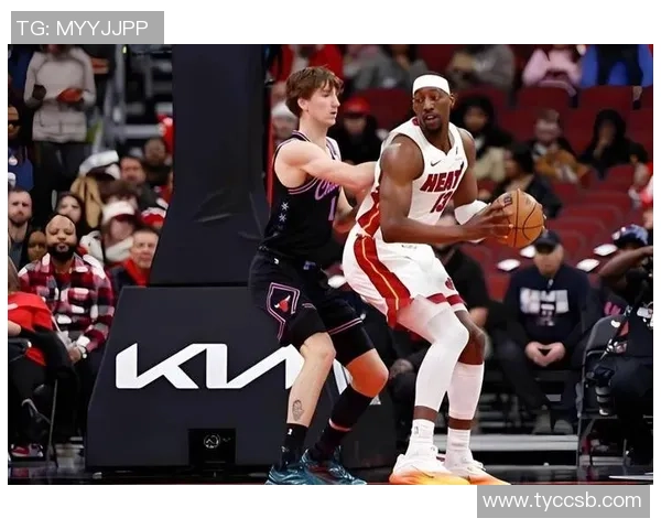 热火队阿德巴约因左脚受伤提前离场本场比赛能否复出尚未确定