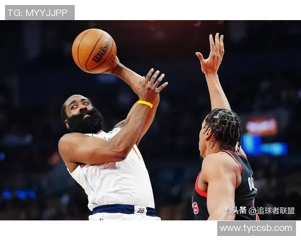 哈登微笑引领快船逆转胜利13中10砍下31分6助攻成关键英雄