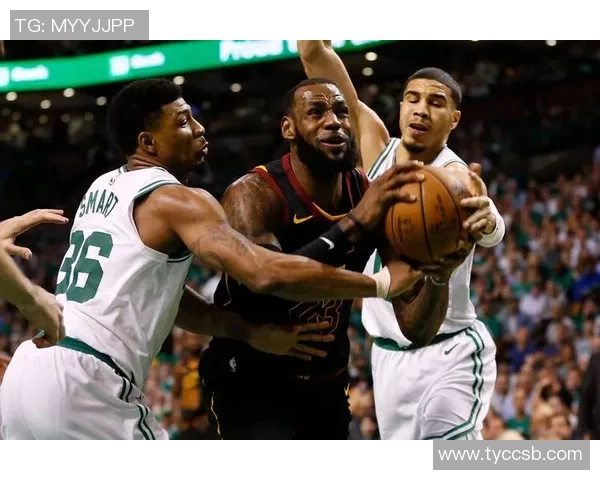 凯尔特人主场对决骑士杰伦布朗状态回暖将全力出战